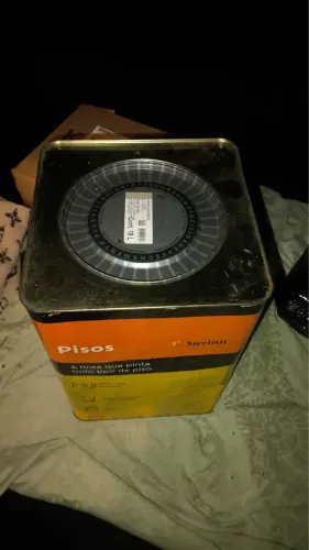 Tinta Suvinil pra Piso cor cinza concreto 