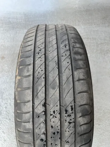 PNEU MICHELIN PRIMACY 4 185/60 R15 88H - USADO