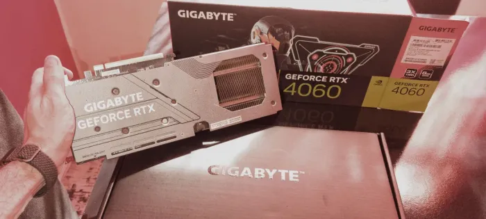 4060 8GB Gigabyte Triple Fan