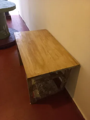 Vendo lindo rack madeira macica...90x53...60 de altura