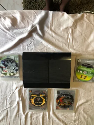 PS3 USADO EM BOM ESTADO COM 10 jogos mídia digital