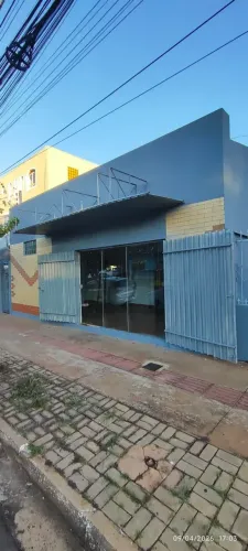 LOCAL DE GRANDE MOVIMENTO
