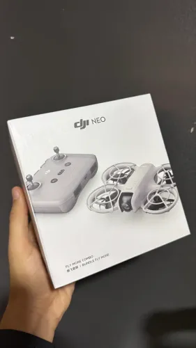 Drone DJI NEO Combo Fly more *Lacrado*