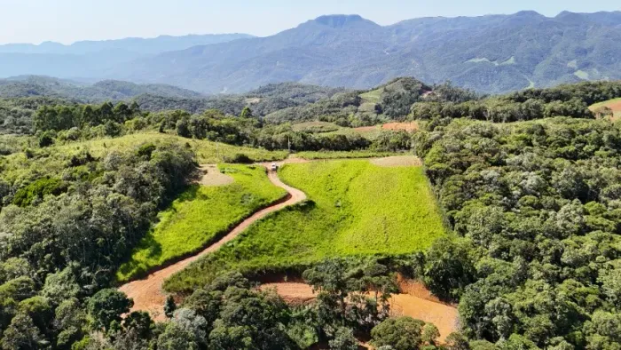 Terreno Rural com linda vista em Aguas Mornas com 34.680m²
