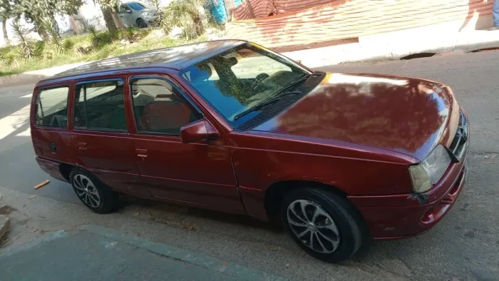 Chevrolet Ipanema GL/ Flair 2.0 MPFI / EFI 4P 1998
