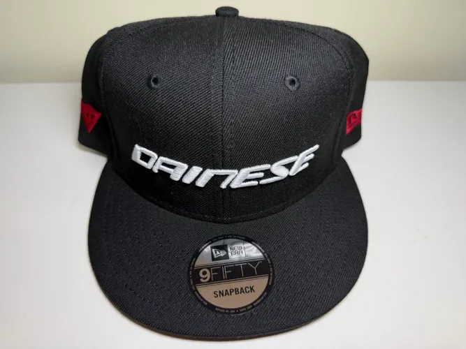 Boné New Era Dainese Snapback