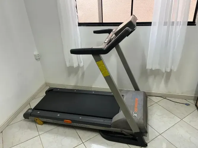 ESTEIRA ATHLETIC ADVANCED 430EE
