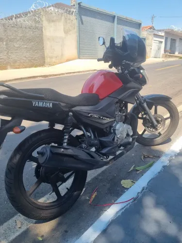 FACTOR 125 2022 VERMELHO