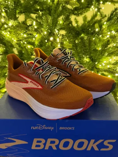 Tennis Run Disney Brooks Tico e Teço - novo na caixa