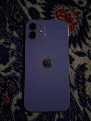 iPhone 12