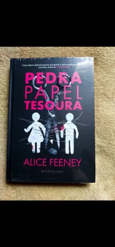 Livro - Pedra, papel, tesoura - Alice Feeney