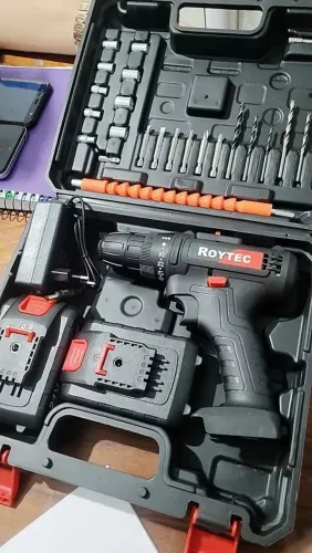 Parafusadeira 21V com 2 Baterias, Maleta e Acessórios