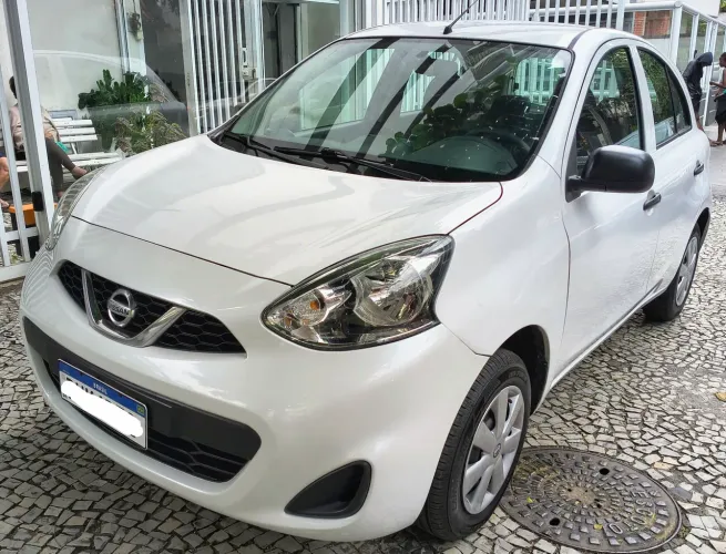 Nissan March 1.0 12V Flex 5P 2016