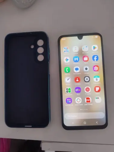 Vendo Samsung galaxy a26 256 gigas novo completo