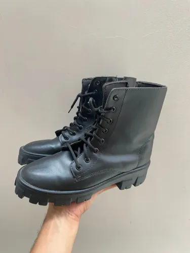 BOTA FEMININA ADULTO 
