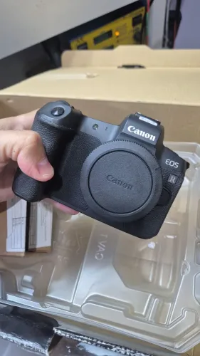 Canon R 60k