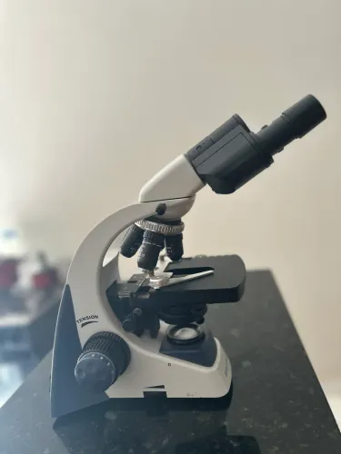 Microscópio Global
