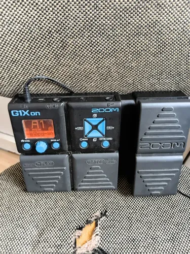 Pedaleira zoom g1xon