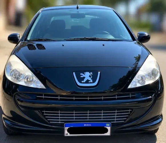 Peugeot 207 XR 1.4 Flex 8V 5P 2012