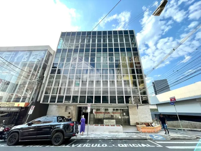 Sala Comercial à venda por R$ 240000.00, 35.00 m2 - CENTRO - PONTA GROSSA/PR