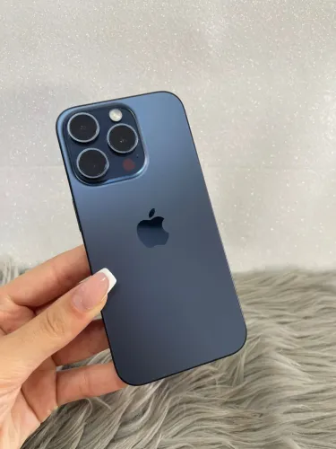 ?IPHONE 15 PRO 256GB ?AZUL ?89% *?R$3.999,00