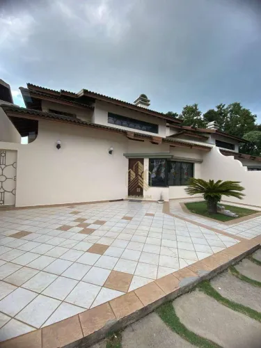 Casa para alugar, 200 m² por R$ 6.860,00/mês - Vila Santista - Atibaia/SP