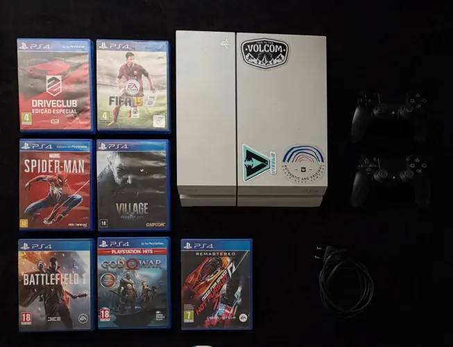 Combo TV LG 32" Perfeito Estado + PS4 Branco 500GB + 2 Controles + 7 Jogos