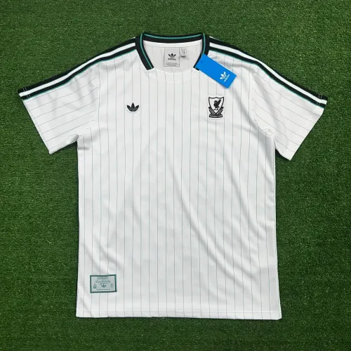 Camisa Retrô Liverpool FC Lifestyle 