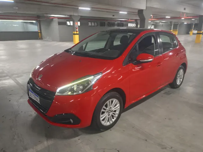 Peugeot 208 Allure 1.2 Flex 12V 5P Mec. 2018