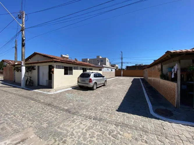 Casa com 2 dormitórios para alugar, 100 m² por R$ 2.370,00/mês - Santa Paula II - Vila Vel