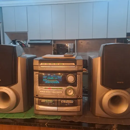 Aparelho de som aiwa Nsx F959 completo controle , nota fiscal e manual