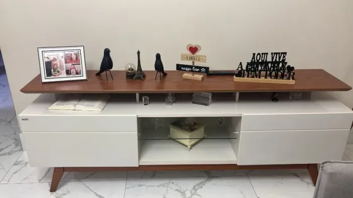 Vendo rack e um centro de sala