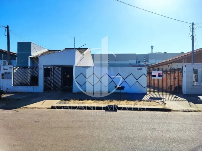 Casa com Edícula de 2 quartos À venda no Jardim Botânico, Sinop-MT