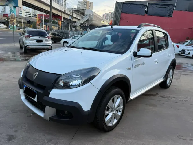 Renault Sandero Stepway Hi-power 1.6 8V 5P 2014