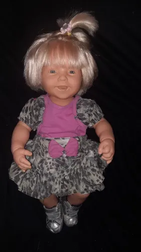 BONECA ANTIGA LINGUINHA 