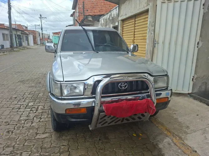 Toyota Hilux CD SRV 4X4 3.0 8V 116cv TB Diesel 2005