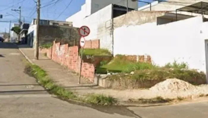 Oportunidade única! Venda de terreno com 190,00m² de área em no Bairro Vila Barão,