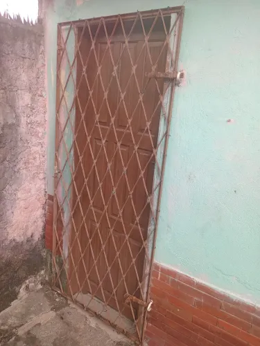Grade de porta
