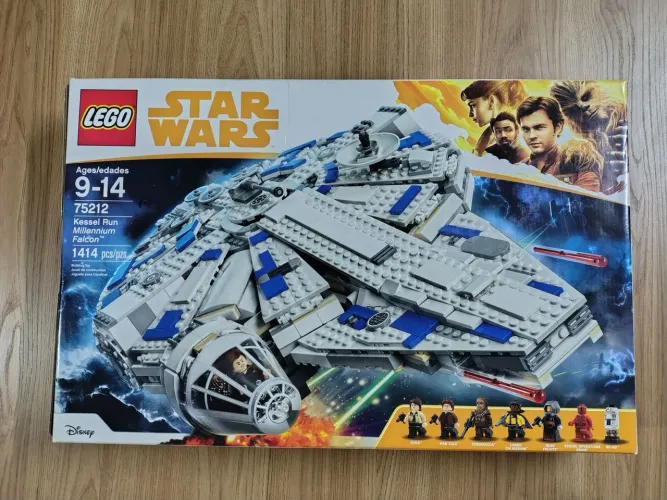 Lego Star Wars 75212 - Kessel Run Millennium Falcon