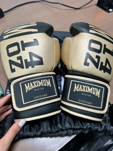Luva de Boxe e Muay Thai Dourada/Preta Power Face - Intermediária - Maximum - 14oz