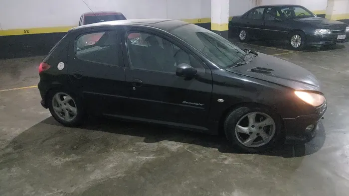 Peugeot 206 Moonlight 1.4 Flex 8V 5P 2008