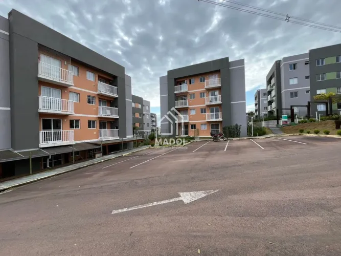 Apartamento Garden, semi-mobiliado à venda por R$ 249.000,00 - Uvaranas