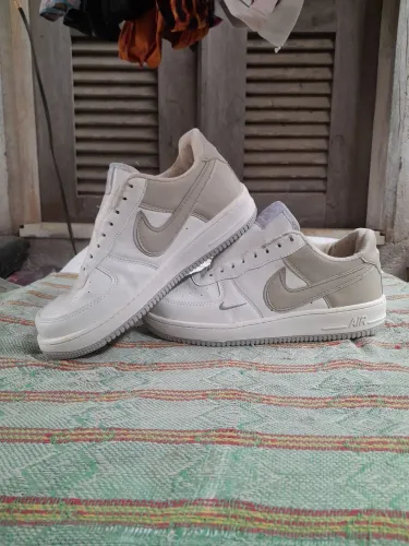 Tênis Nike Air Force 1(Tamanho 41)