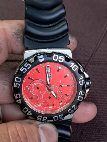 Relogio TAGheuer Quartz