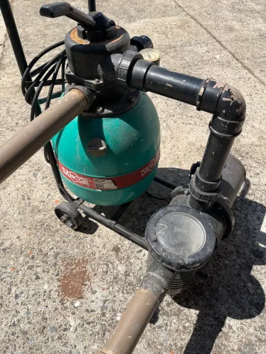Filtro de piscina Dancor DFR-11 com bomba - motor não funciona