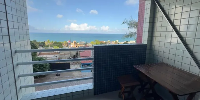 Flat com excelente serviço de portaria 24h 525 mil