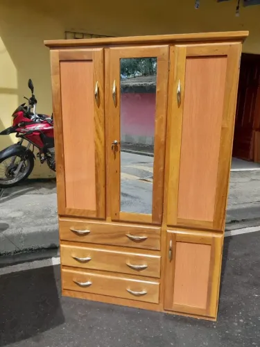 Guarda roupa roupeiro de solteiro com espelho novo direto da fábrica!