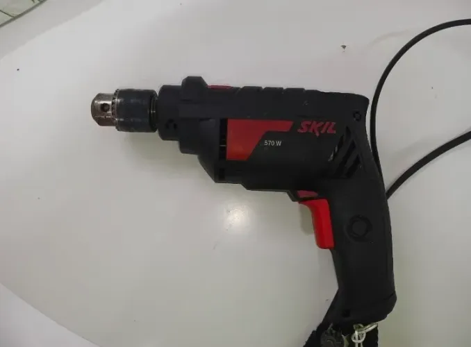 Furadeira SKIL 570W