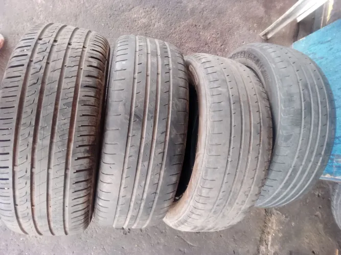 Vende-se um jogo de pneus aro 16 perfil 205/55R16 