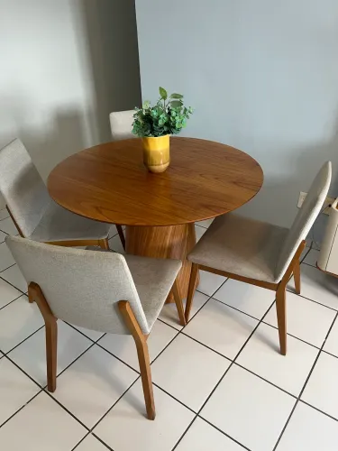 Conjunto Mesa + Cadeira